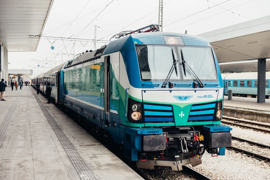 Въвеждат допълнителни промени в движението на влаковете