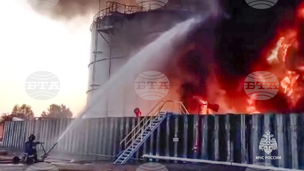 Нови удари срещу руски депа за гориво предизвикаха пожари