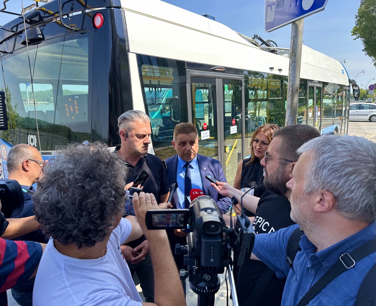 От 1 юли общественият транспорт в Русе е с по-ниски цени на абонаментните карти и удължено работно време