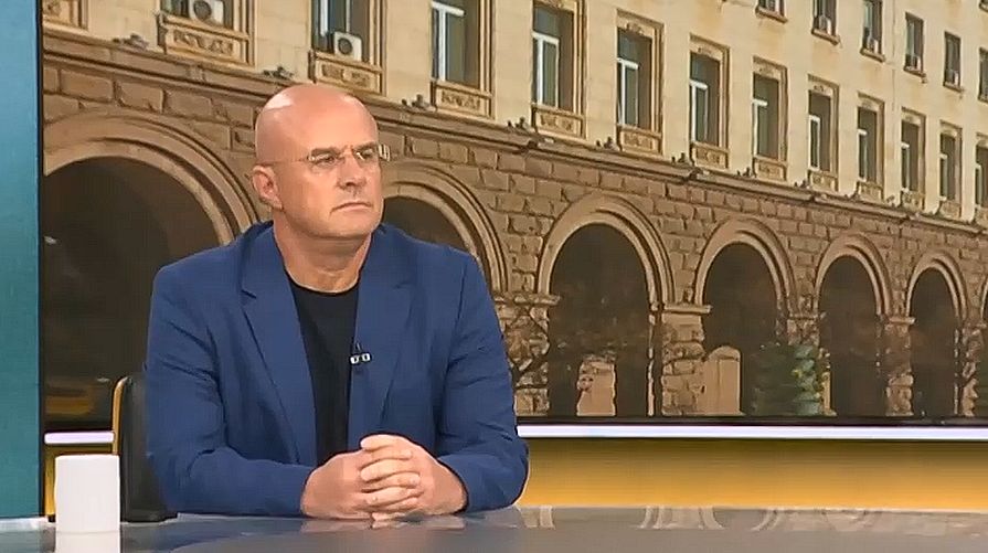 Андай: Може би друг олигарх ще смени Пеевски в издръжката на Доган - големият проблем на "сарая" е финансов