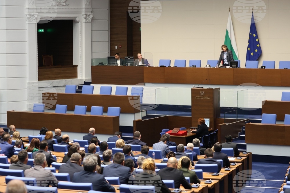 Със 140 гласа "за" Наталия Киселова беше избрана за председател на 51-вото народно събрание
