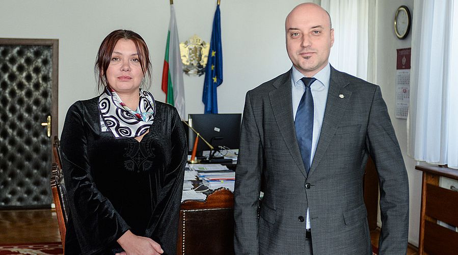 Кьовеши поиска охрана за българска европрокурорка, след като майка й загина при пожар