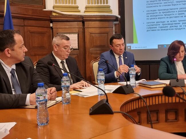 Проектозакон: 22 стоки с регулирани от държавата цени, 50% български продукти в големите вериги