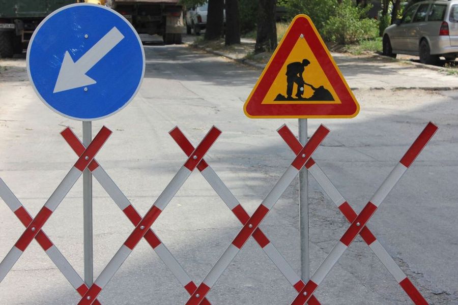 Ремонт спира временно движението в участък от русенска улица