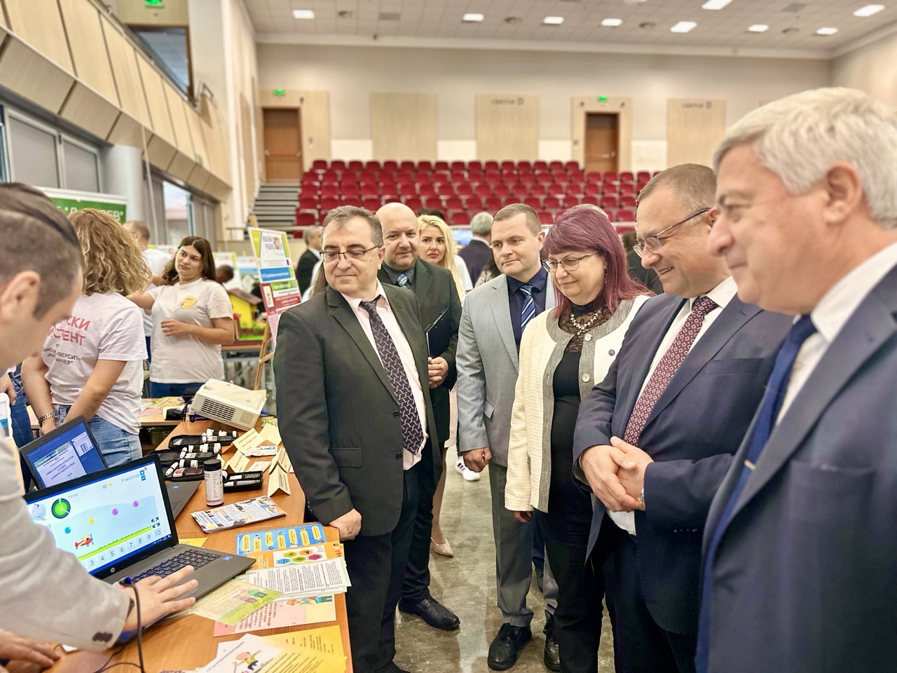 Над 260 участници показаха проекти и разработки на "Иновативно младежко експо" в Русенския университет