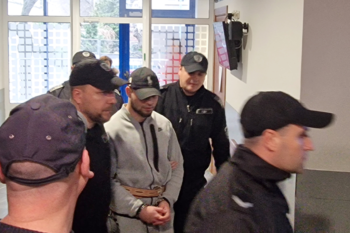 Адвокатът на обявения за издирване прокурорски син от Перник: Съмнявам се, че е избягал зад граница