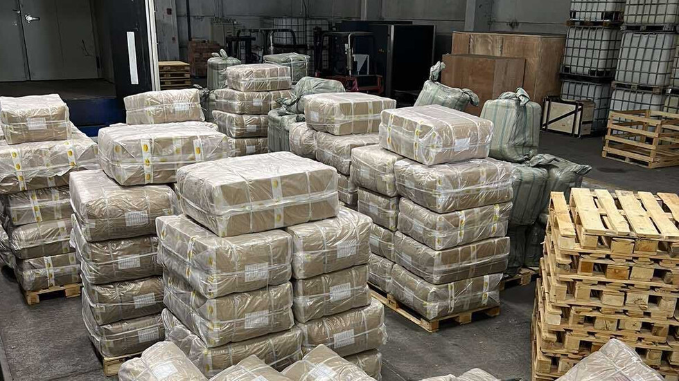 Над 74 500 фалшиви стоки задържаха на митницата в Русе