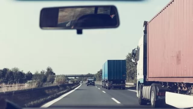 На 26 и 27 юли: Ограничава се движението на камиони над 20 тона в 8 области