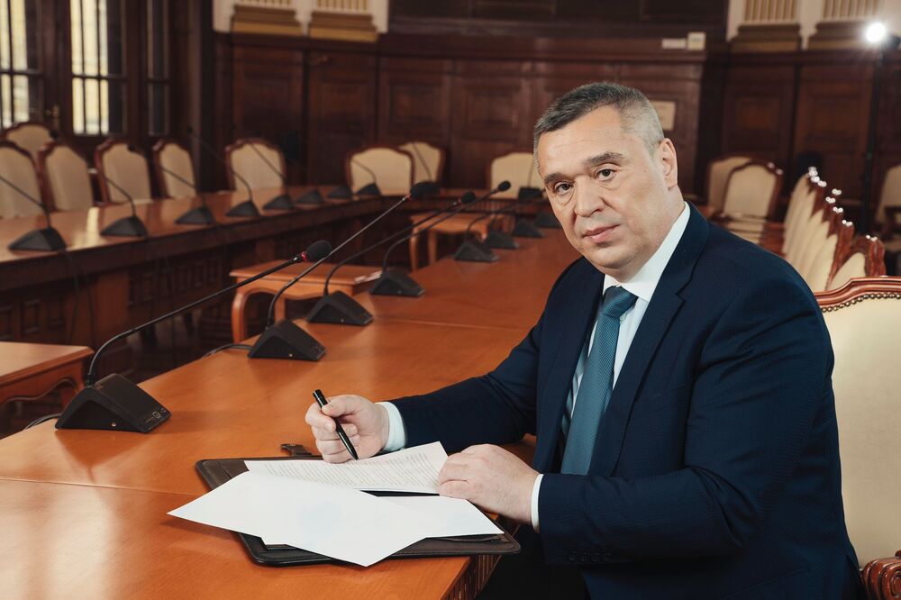 С индивидуална помощ по "de minimis" ще бъдат компенсирани пострадалите от пожарите стопани