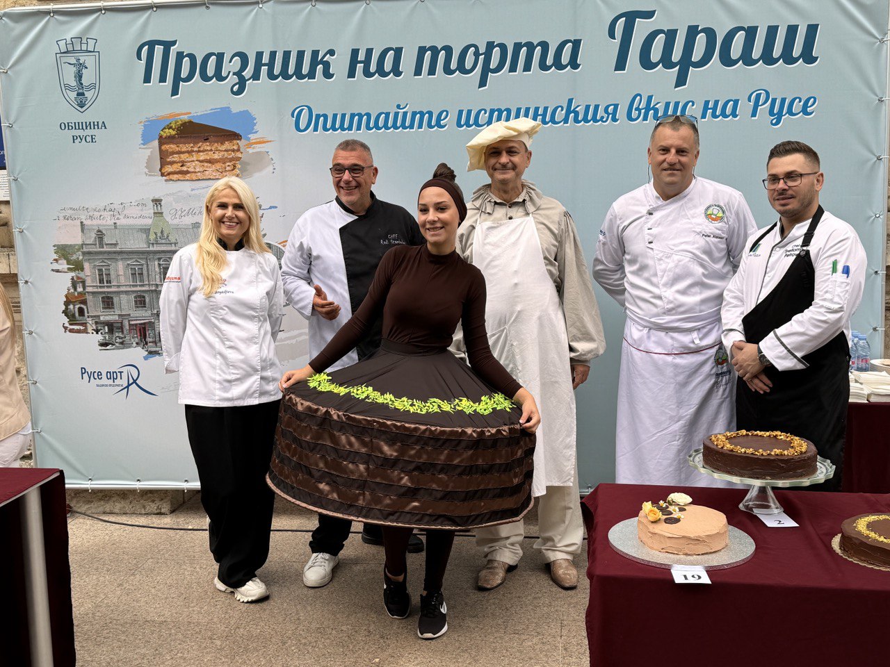 Вижте кой е големият победител в конкурса за нетрадиционна торта „Гараш“